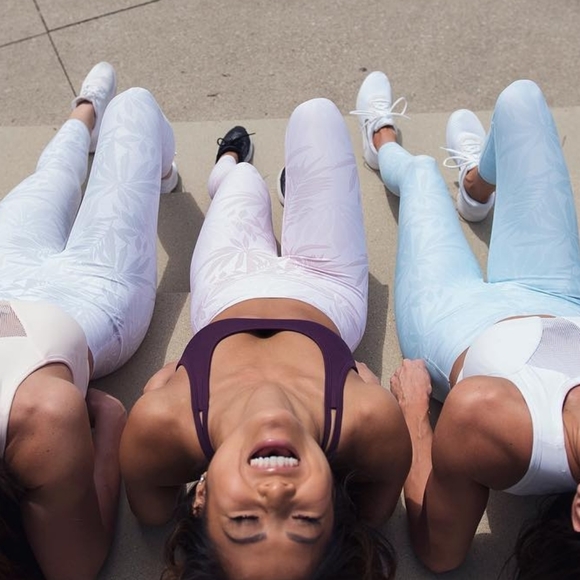 3 pair bundle of Desaree leggings - Picture 3 of 11